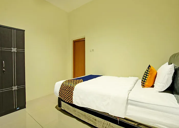 Spot On 91890 Kost Kalasan Syariah