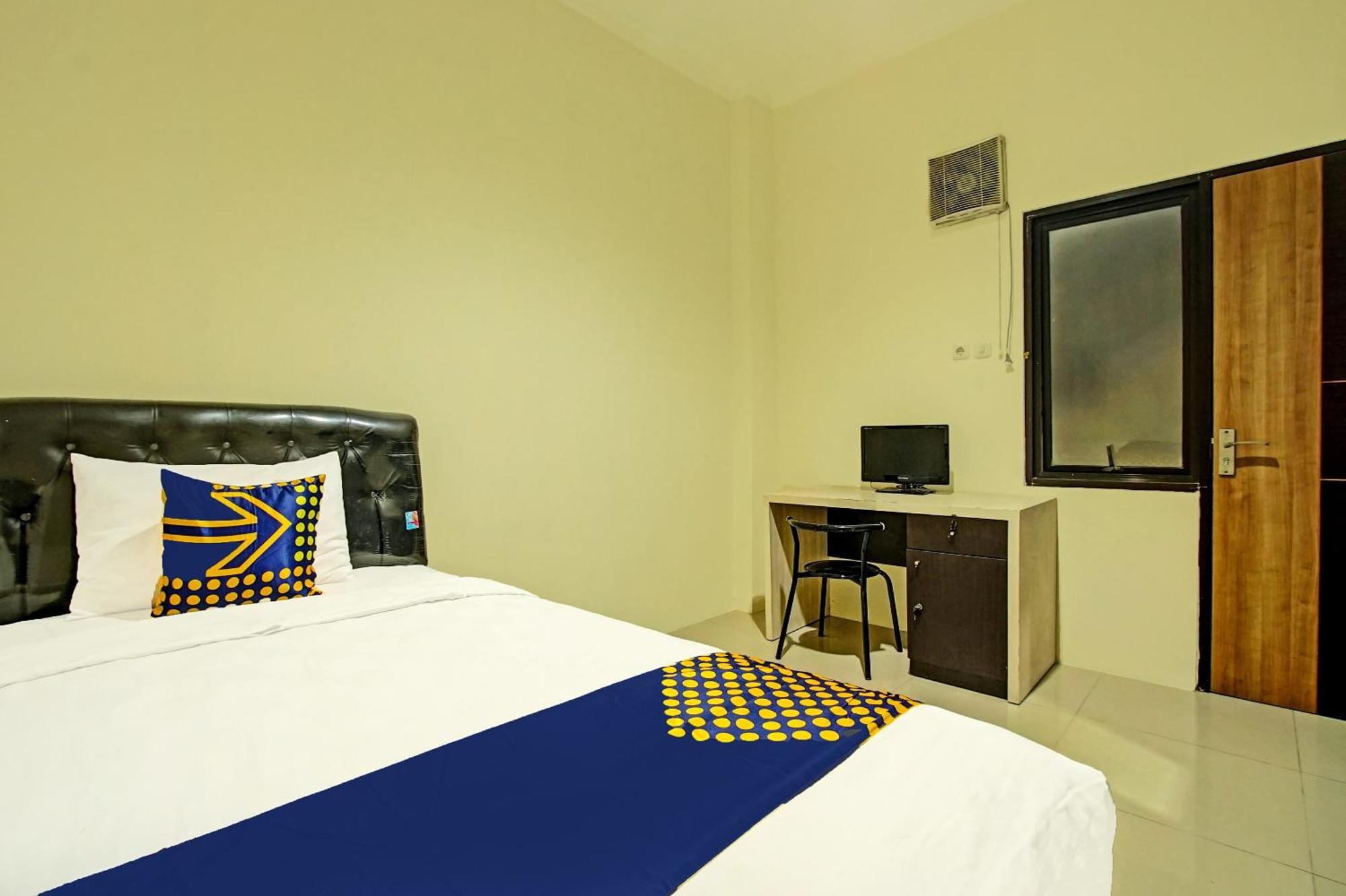 Spot On 91890 Kost Kalasan Syariah 2*