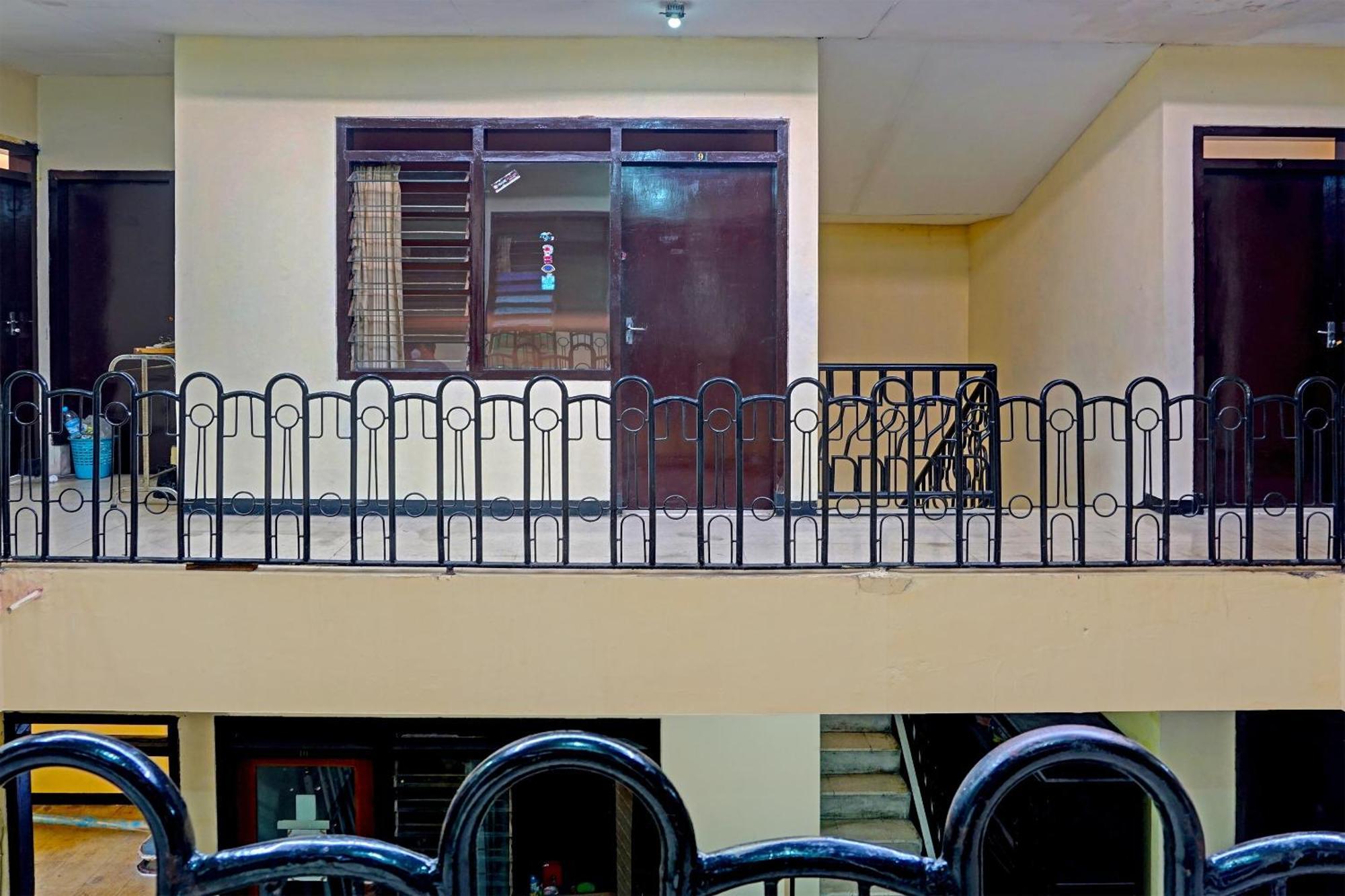 Spot On 91890 Kost Kalasan Syariah Malang